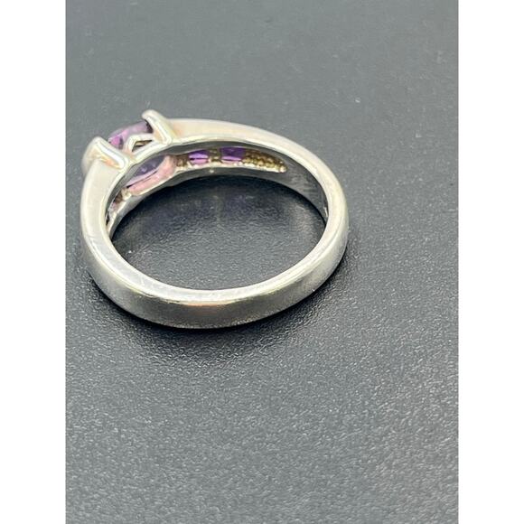 Sterling Silver 3-Stone Amethyst Oval Center Stone Heart Makers Ring Size 8.25 - Picture 11 of 11